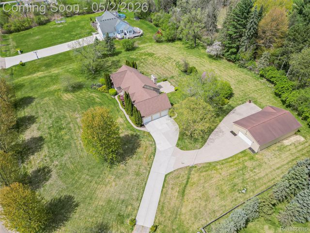 49202 Cheshire Lane, Canton Charter Township, MI 48187