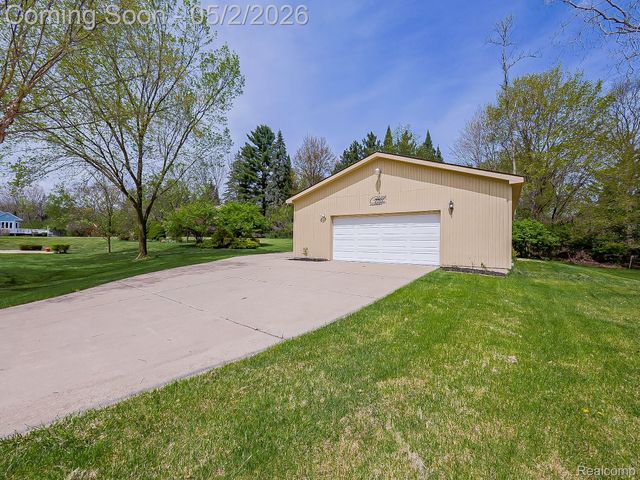 49202 Cheshire Lane, Canton Charter Township, MI 48187