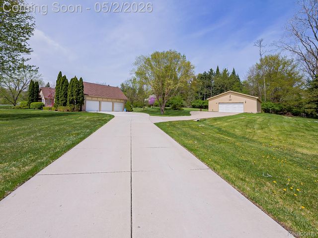 49202 Cheshire Lane, Canton Charter Township, MI 48187