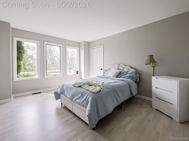 49202 Cheshire Lane, Canton Charter Township, MI 48187