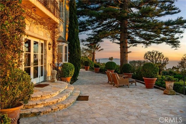 1412 Lower Paseo La Cresta, Palos Verdes Estates, CA 90274