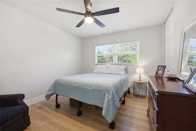 2230 NW 20TH COURT, Gainesville, FL 32605