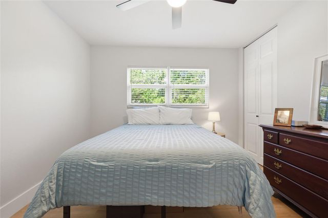 2230 NW 20TH COURT, Gainesville, FL 32605