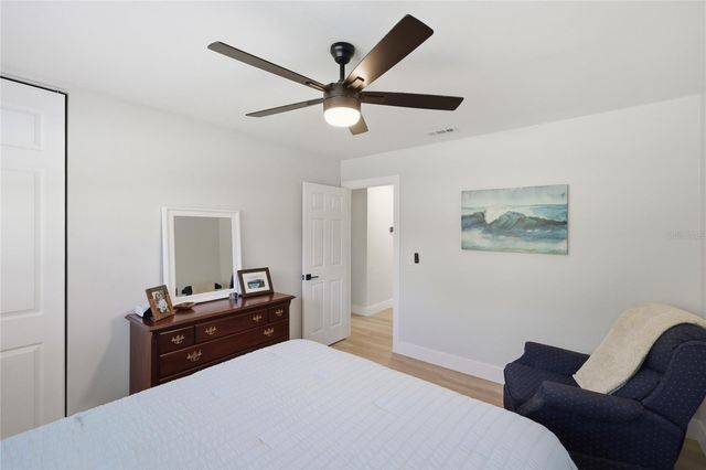 2230 NW 20TH COURT, Gainesville, FL 32605