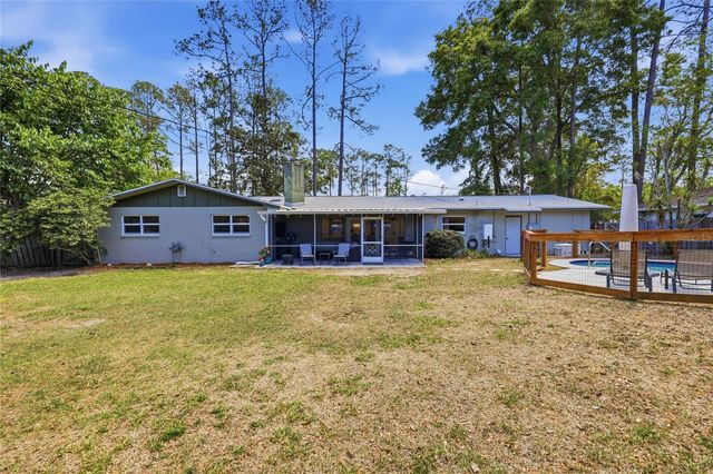2230 NW 20TH COURT, Gainesville, FL 32605