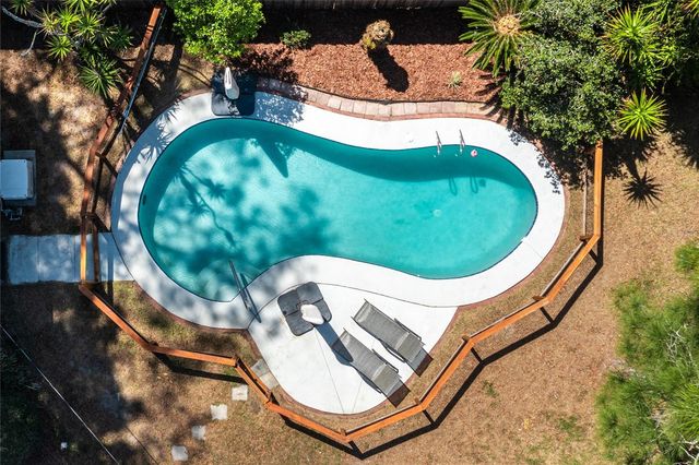 2230 NW 20TH COURT, Gainesville, FL 32605