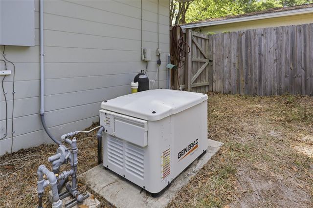 2230 NW 20TH COURT, Gainesville, FL 32605