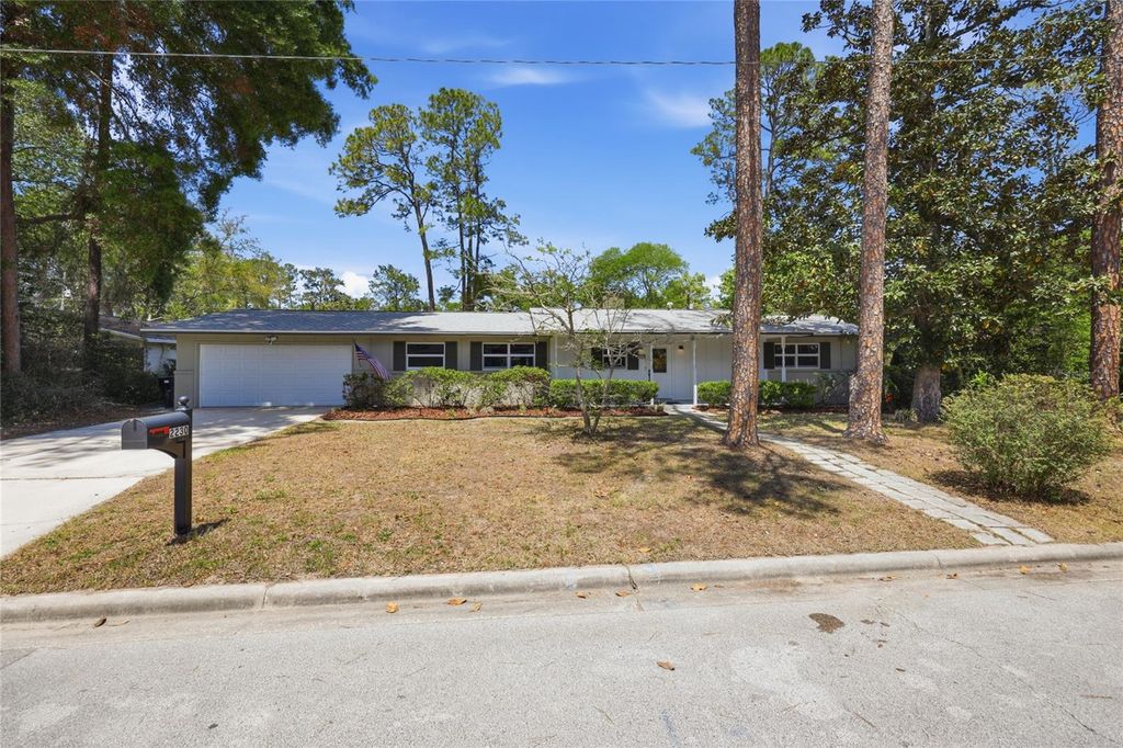 2230 NW 20TH COURT, Gainesville, FL 32605