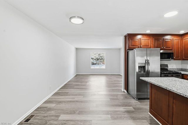 828 Connors DR, Newport News, VA 23608