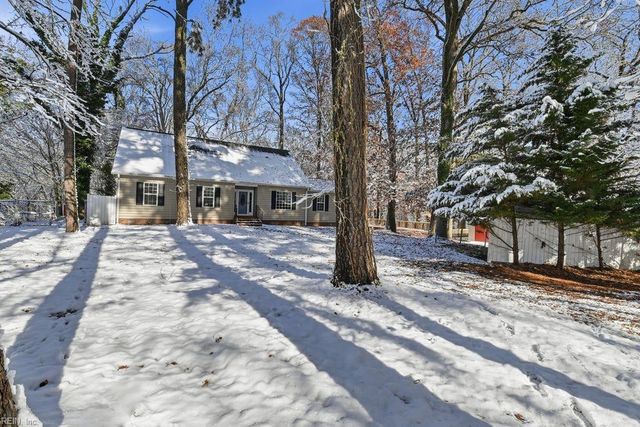 828 Connors DR, Newport News, VA 23608