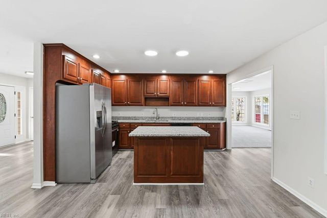 828 Connors DR, Newport News, VA 23608