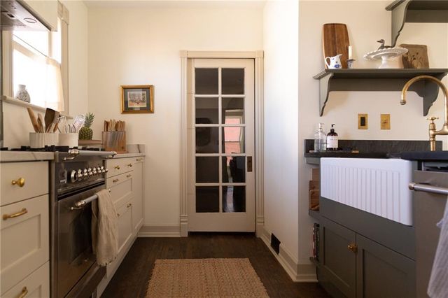 516 Olive Street, Kansas City, MO 64124