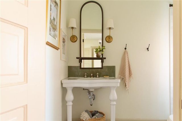 516 Olive Street, Kansas City, MO 64124