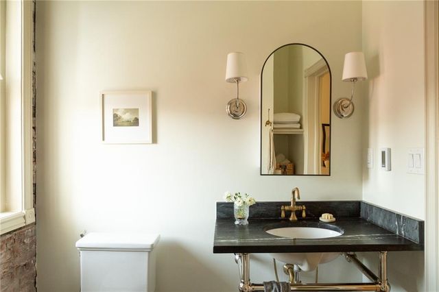 516 Olive Street, Kansas City, MO 64124