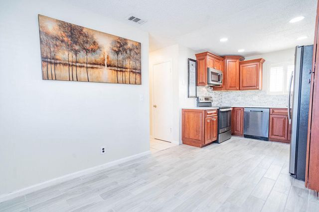 950 S Kanner Highway 124, Stuart, FL 34994