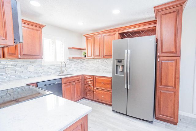 950 S Kanner Highway 124, Stuart, FL 34994