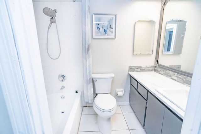 950 S Kanner Highway 124, Stuart, FL 34994