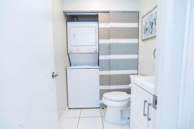 950 S Kanner Highway 124, Stuart, FL 34994