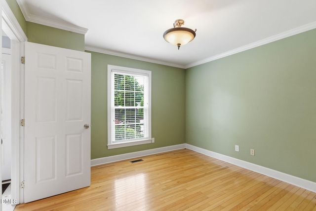 3218 Oak Grove Circle, Raleigh, NC 27607