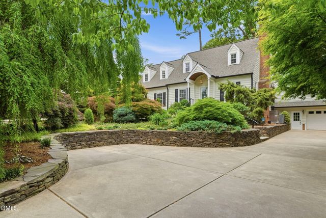 3218 Oak Grove Circle, Raleigh, NC 27607