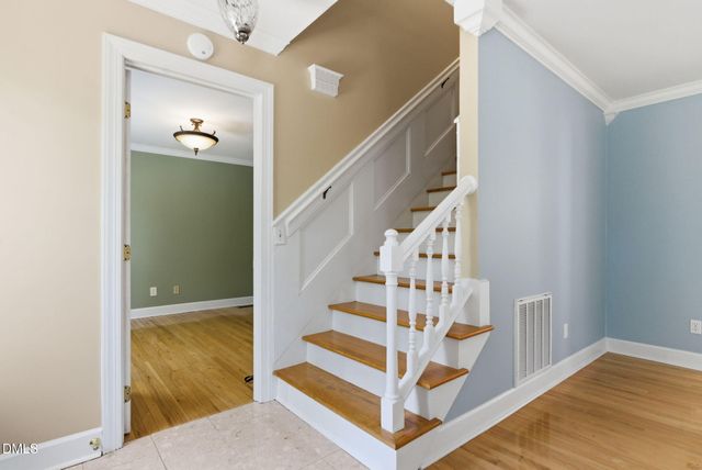 3218 Oak Grove Circle, Raleigh, NC 27607