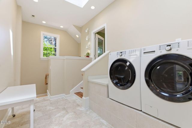 3218 Oak Grove Circle, Raleigh, NC 27607