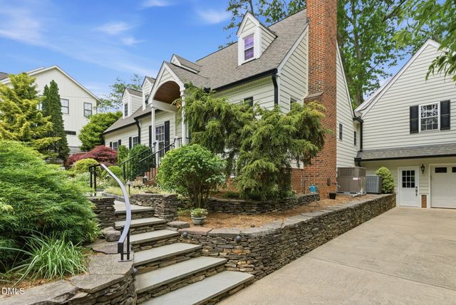 3218 Oak Grove Circle, Raleigh, NC 27607