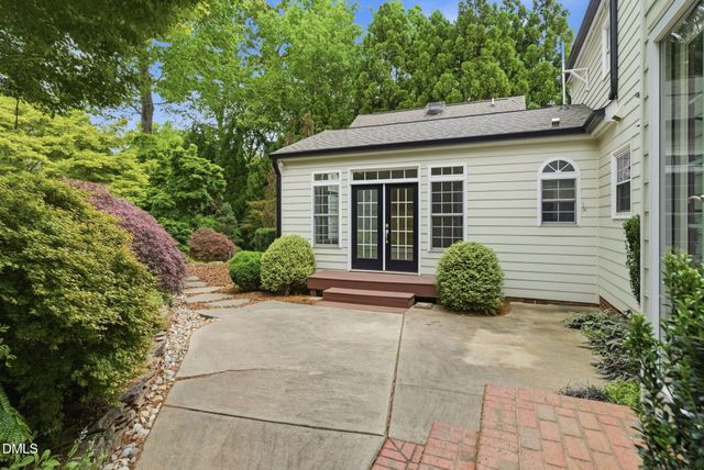 3218 Oak Grove Circle, Raleigh, NC 27607