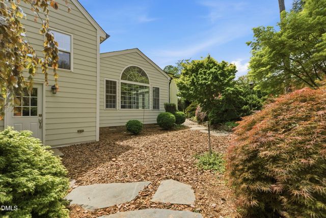 3218 Oak Grove Circle, Raleigh, NC 27607