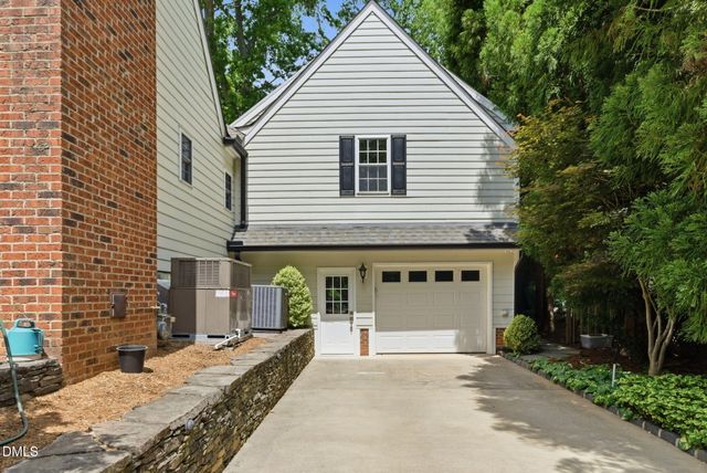 3218 Oak Grove Circle, Raleigh, NC 27607