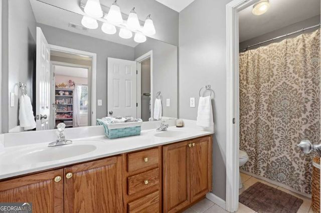 3302 Thornecreek Drive, Douglasville, GA 30135