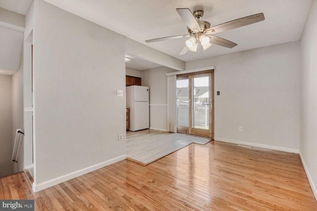 112 VILLA CAPRI CIR, Essex, MD 21221