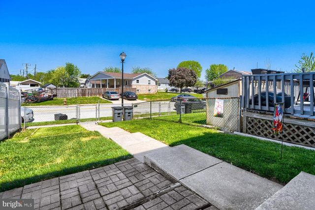 112 VILLA CAPRI CIR, Essex, MD 21221