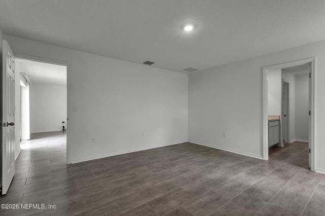 22 ROUND TREE Drive, Palm Coast, FL 32164