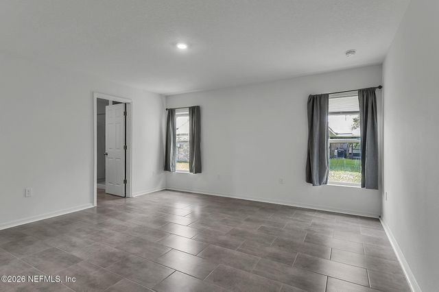 22 ROUND TREE Drive, Palm Coast, FL 32164