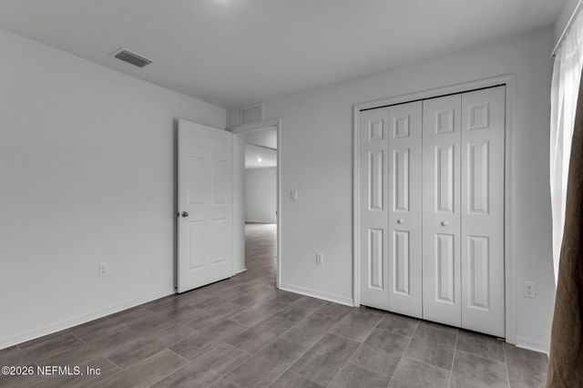 22 ROUND TREE Drive, Palm Coast, FL 32164