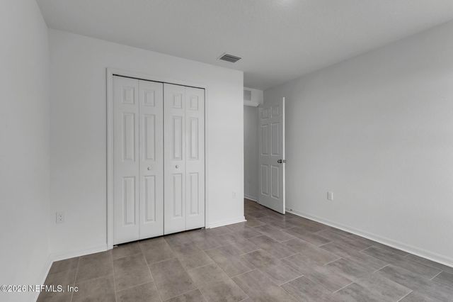 22 ROUND TREE Drive, Palm Coast, FL 32164