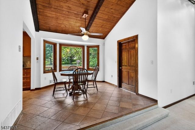 99 Cole Rd, Readington Twp., NJ 08889
