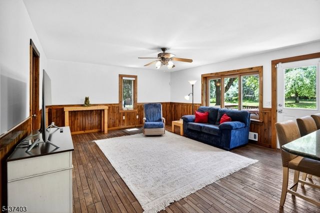 99 Cole Rd, Readington Twp., NJ 08889
