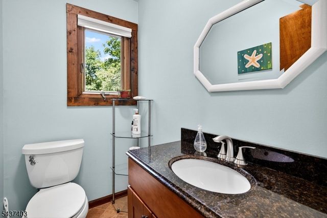 99 Cole Rd, Readington Twp., NJ 08889