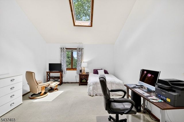 99 Cole Rd, Readington Twp., NJ 08889