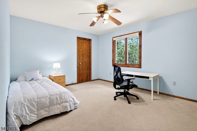 99 Cole Rd, Readington Twp., NJ 08889