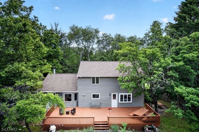 99 Cole Rd, Readington Twp., NJ 08889