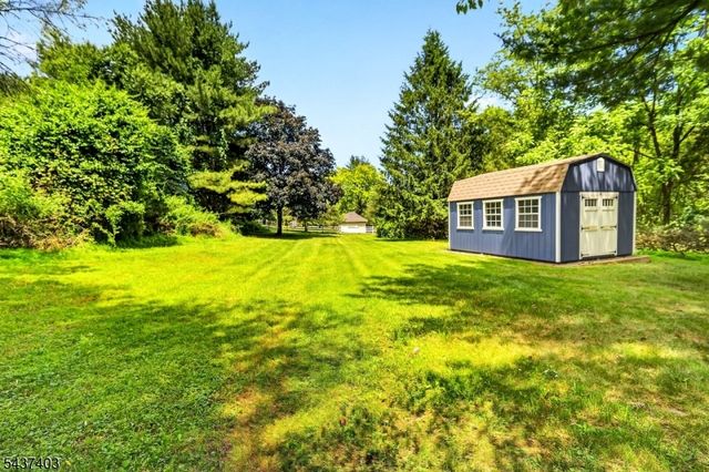 99 Cole Rd, Readington Twp., NJ 08889