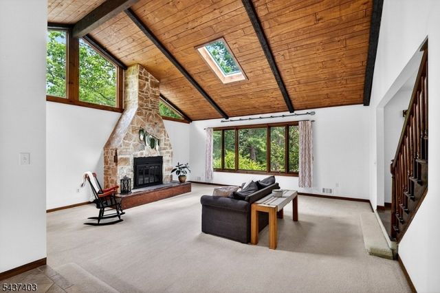 99 Cole Rd, Readington Twp., NJ 08889