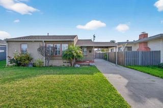 2430 San Francisco Avenue, Long Beach, CA 90806
