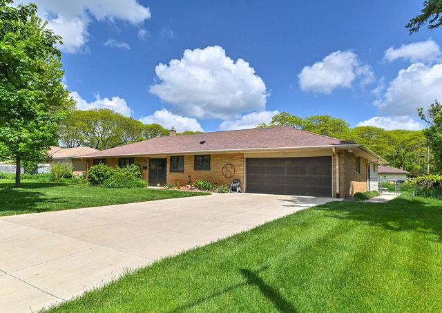 13024 W Fairmount AVENUE, Butler, WI 53007