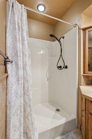 870776 S Hickory Lane, Chandler, OK 74834