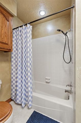 870776 S Hickory Lane, Chandler, OK 74834
