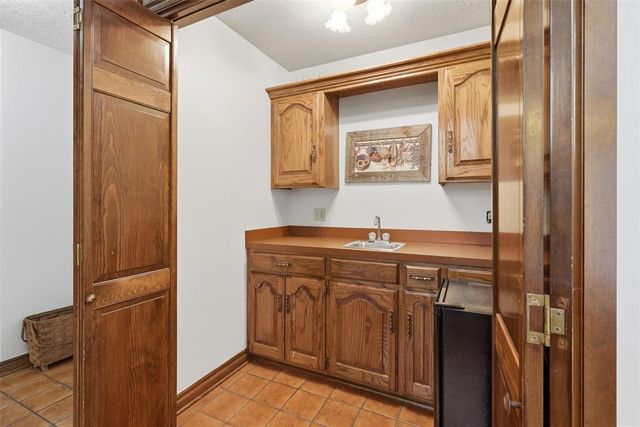870776 S Hickory Lane, Chandler, OK 74834
